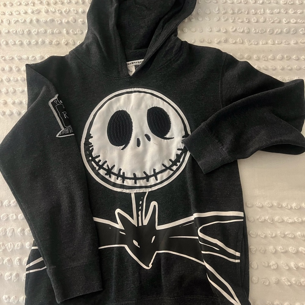 NIGHTMARE BEFORE CHRISTMAS DISNEY HOODIE